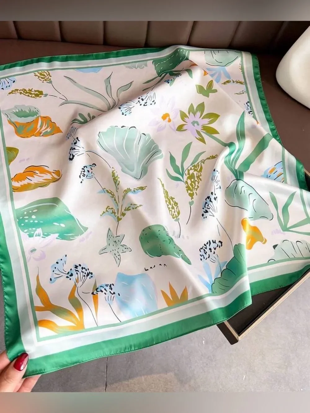 Floral Green Scarf M809